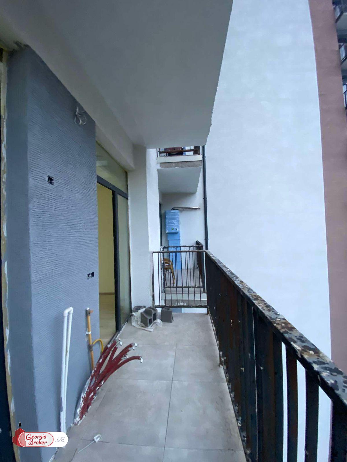 იყიდება ახალი გარემონტებული 2 ოთახიანი ბინა